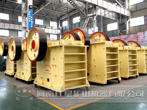 顎式破碎機(jī)使用壽命長(zhǎng) 顎式破碎機(jī)使用壽命長(zhǎng)