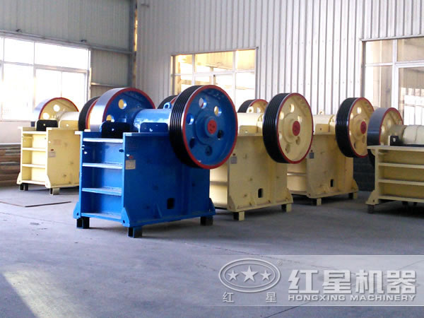 69顎式破碎機(jī)每小時(shí)產(chǎn)量 69顎式破碎機(jī)每小時(shí)產(chǎn)量