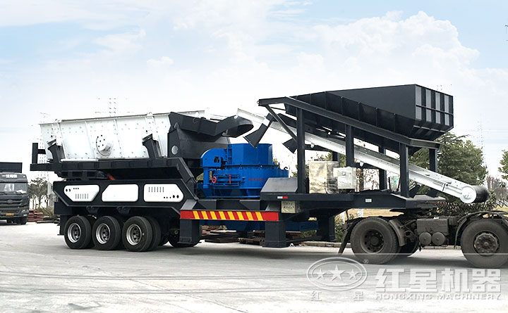 已經(jīng)上路的流動(dòng)制沙機(jī) 已經(jīng)上路的流動(dòng)制沙機(jī)