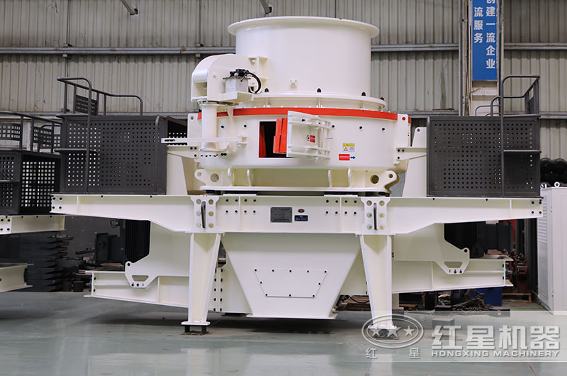 青石制砂機(jī) 青石制砂機(jī)