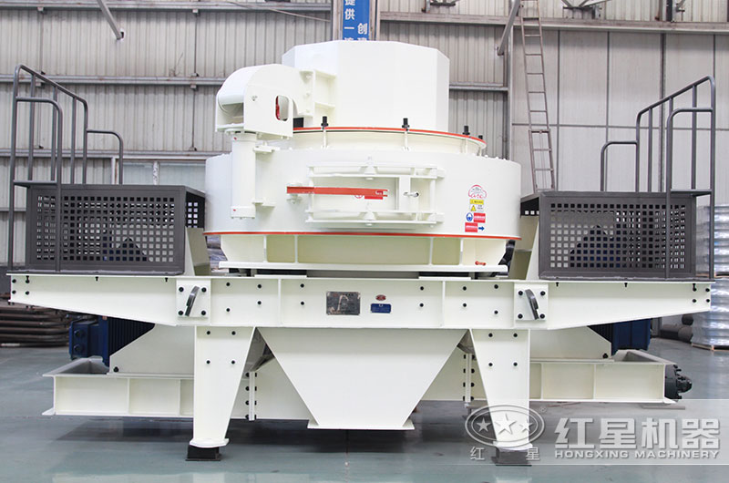 青石制砂機(jī) 青石制砂機(jī)