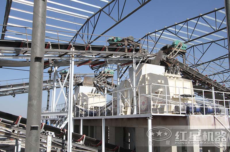 反擊式生產(chǎn)現(xiàn)場(chǎng) 反擊式生產(chǎn)現(xiàn)場(chǎng)