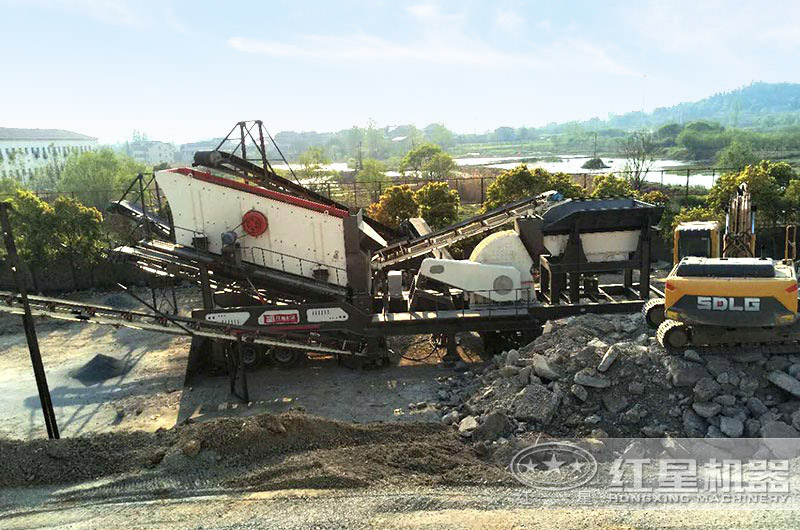 馬鞍山移動錘破生產(chǎn)現(xiàn)場 馬鞍山移動錘破生產(chǎn)現(xiàn)場